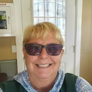 Meet your Posher, Lydia